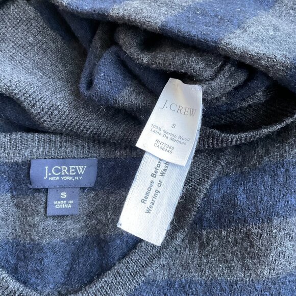 J. Crew Gray and Blue Striped V-Neck Sweater - Picture 5 of 7